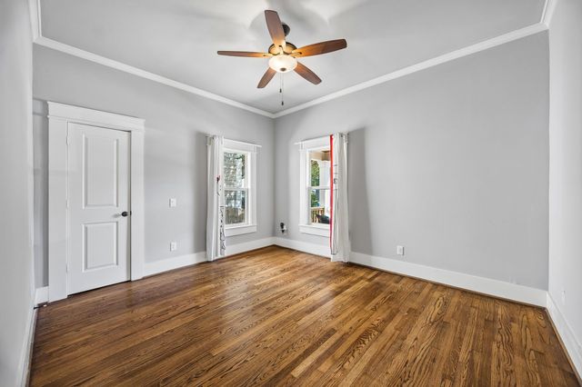 821 E 26th Street, Houston, TX 77009