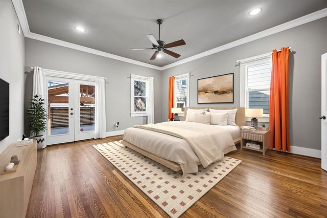 821 E 26th Street, Houston, TX 77009