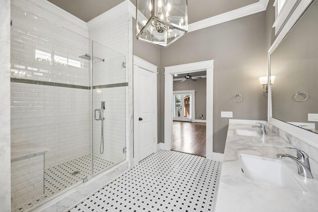 821 E 26th Street, Houston, TX 77009