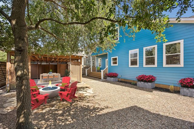 821 E 26th Street, Houston, TX 77009