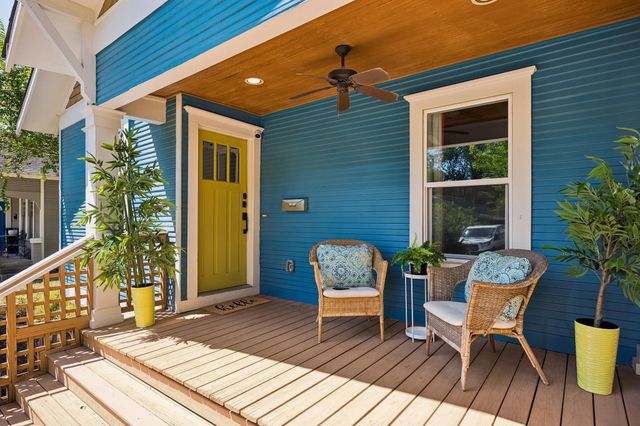 821 E 26th Street, Houston, TX 77009