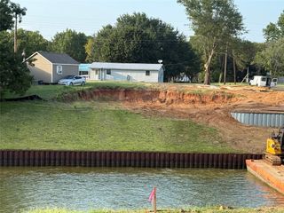 219 Autumn Wood Trail, Gun Barrel City, TX 75156