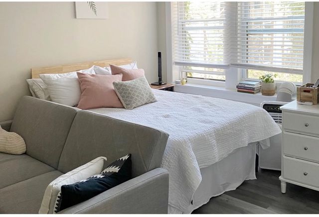 646 W Roscoe Avenue 1N, Chicago, IL 60657