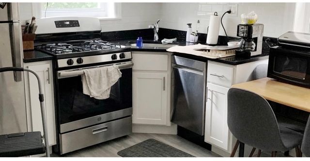 646 W Roscoe Avenue 1N, Chicago, IL 60657