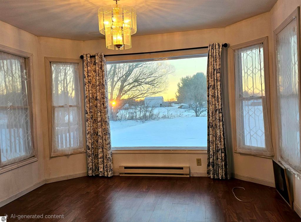 Image 11 of property listing at 90 Flanders Road, Charlotte, MI 48813