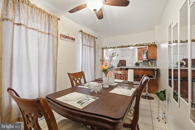 325 PEAR ST, Reading, PA 19601