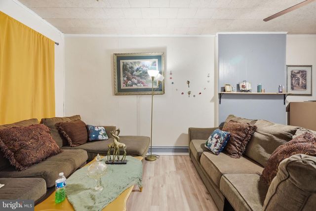 325 PEAR ST, Reading, PA 19601