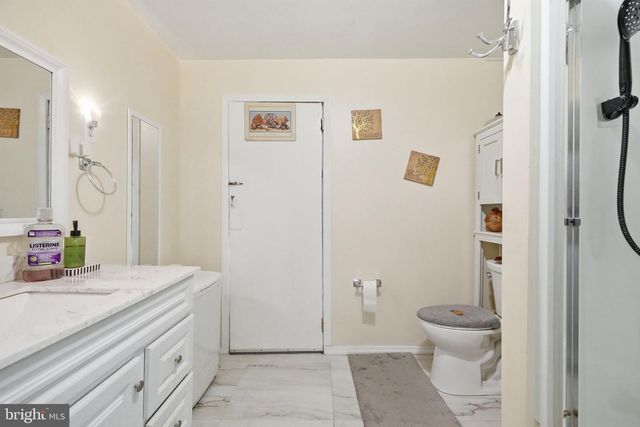 325 PEAR ST, Reading, PA 19601