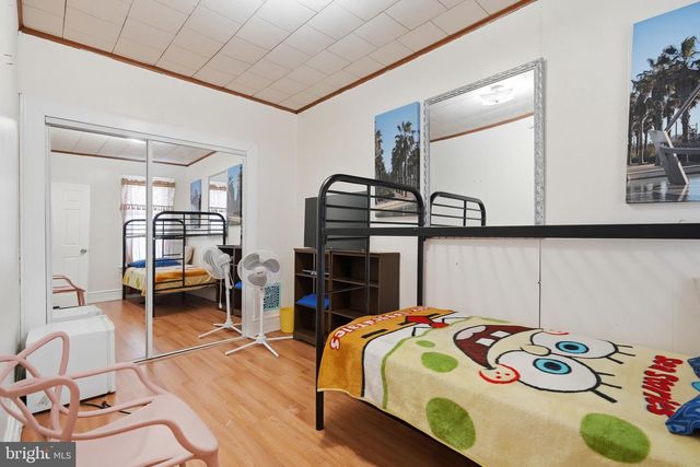 325 PEAR ST, Reading, PA 19601