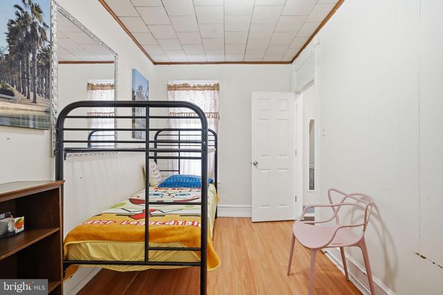 325 PEAR ST, Reading, PA 19601