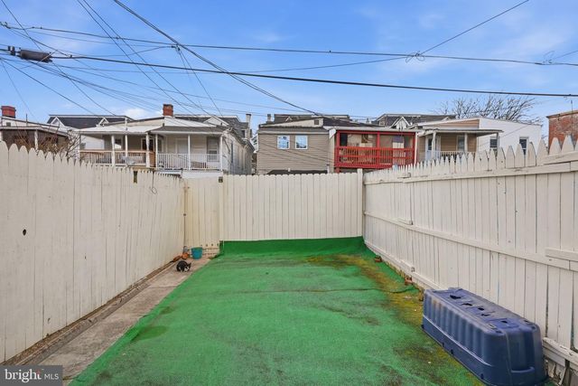 325 PEAR ST, Reading, PA 19601