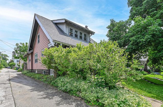 3508 N Cramer STREET, Shorewood, WI 53211