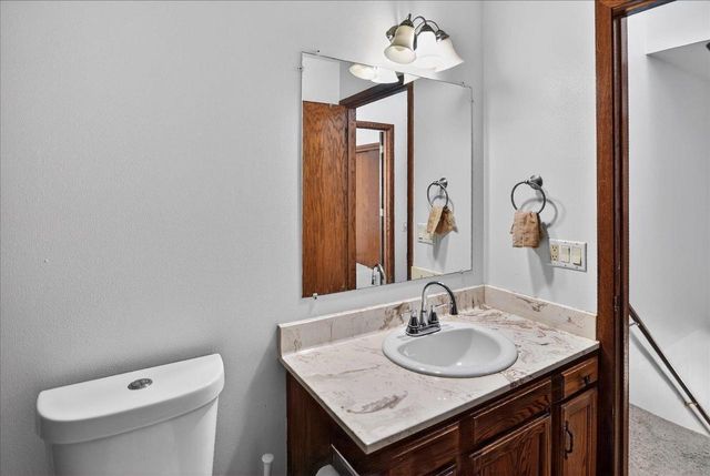 517 Knightsbridge Road, Waunakee, WI 53597