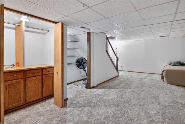 517 Knightsbridge Road, Waunakee, WI 53597