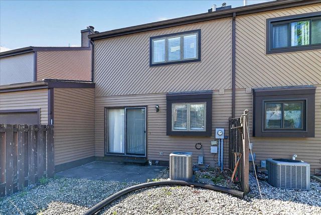 517 Knightsbridge Road, Waunakee, WI 53597