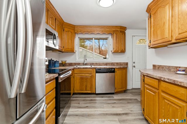 140 Cottage Grove Road, Bloomfield, CT 06002