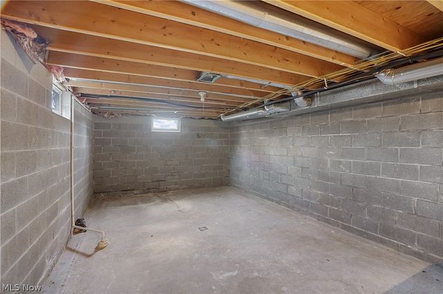 6040 Quarry Road, Poland, OH 44436