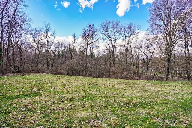 6040 Quarry Road, Poland, OH 44436