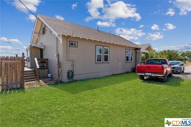 459 County Road 450, Thorndale, TX 76577