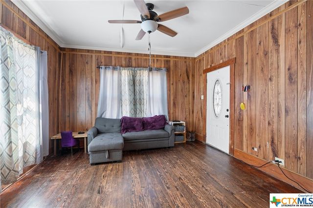 459 County Road 450, Thorndale, TX 76577