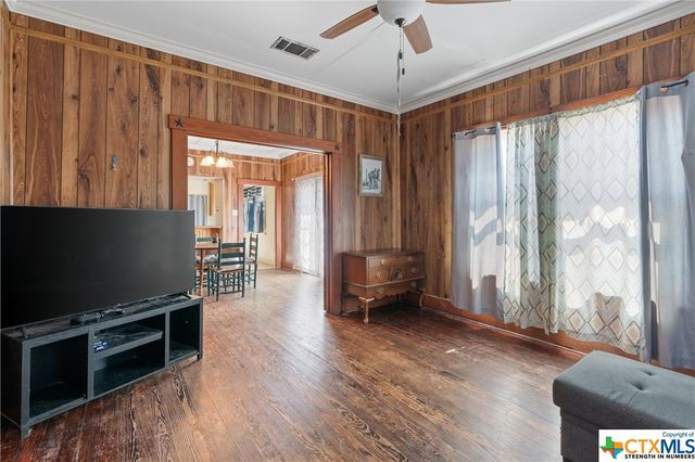 459 County Road 450, Thorndale, TX 76577