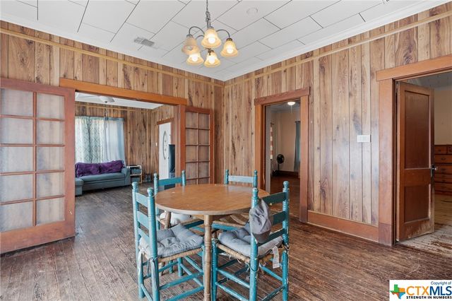 459 County Road 450, Thorndale, TX 76577
