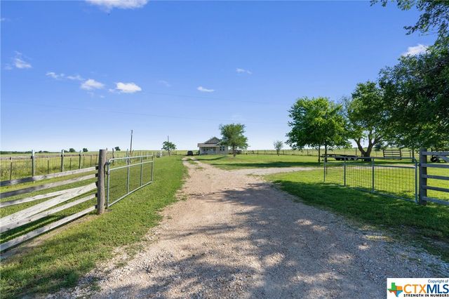 459 County Road 450, Thorndale, TX 76577