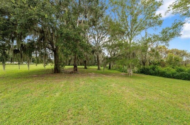 9028 MCKENDREE ROAD, Wesley Chapel, FL 33545