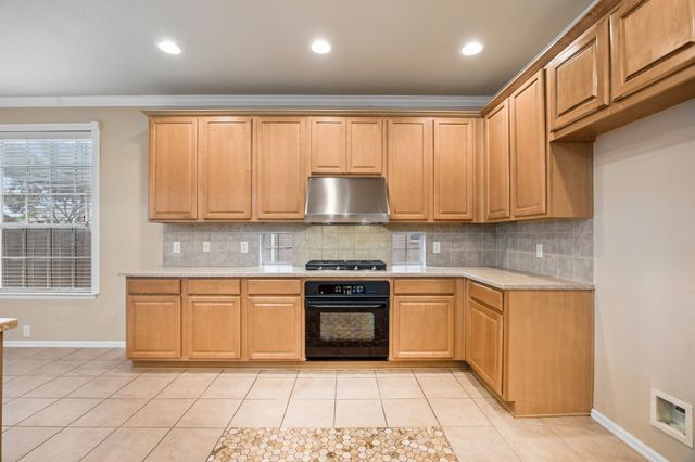 1808 Clear Summit Lane, Mansfield, TX 76063