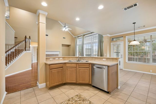 1808 Clear Summit Lane, Mansfield, TX 76063