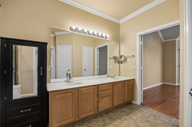 1808 Clear Summit Lane, Mansfield, TX 76063