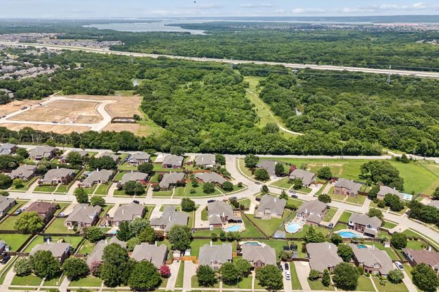 1808 Clear Summit Lane, Mansfield, TX 76063