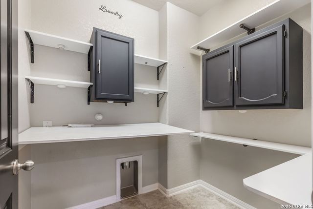 8319 Oak Harvest Dr, San Antonio, TX 78254