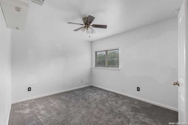 8319 Oak Harvest Dr, San Antonio, TX 78254