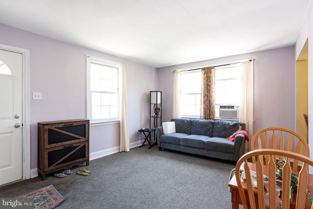 620 W PARK LN, Philadelphia, PA 19144