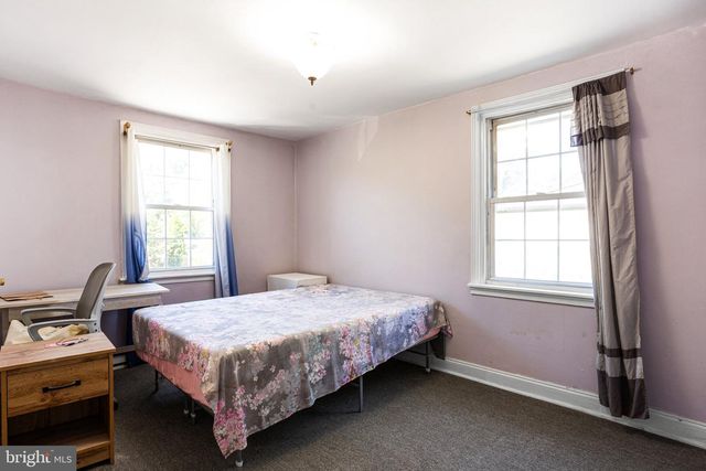 620 W PARK LN, Philadelphia, PA 19144