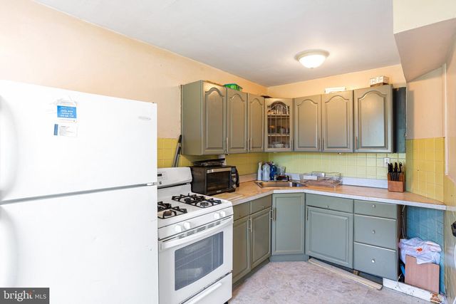 620 W PARK LN, Philadelphia, PA 19144