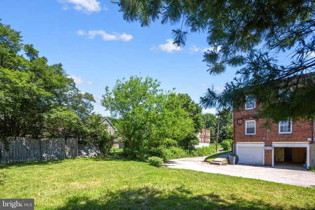 620 W PARK LN, Philadelphia, PA 19144