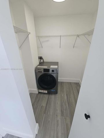 8101 Crespi Boulevard 402, Miami Beach, FL 33141