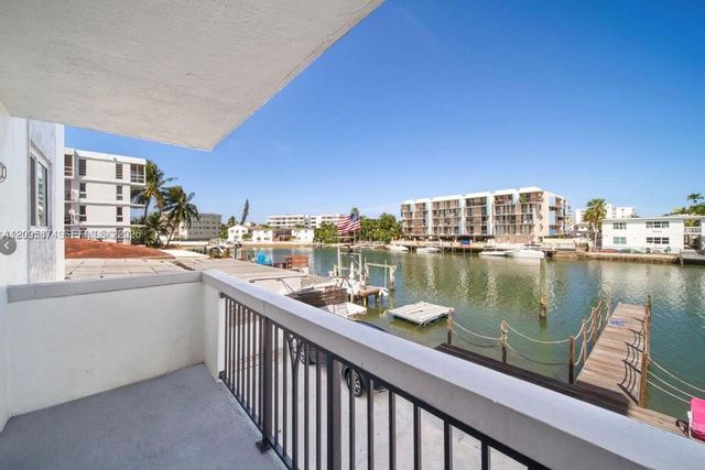 8101 Crespi Boulevard 402, Miami Beach, FL 33141