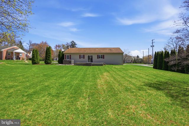 290 CHURCH ST, Landisville, PA 17538