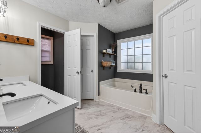 1354 Jefferson Station Road, Jefferson, GA 30549