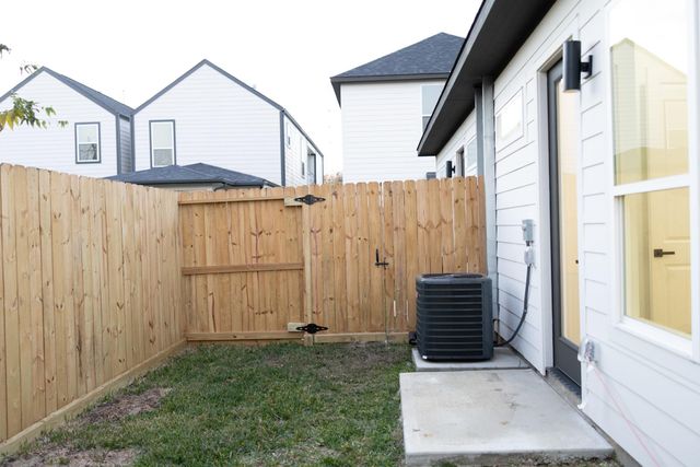 3907 Maggie Street, Houston, TX 77051