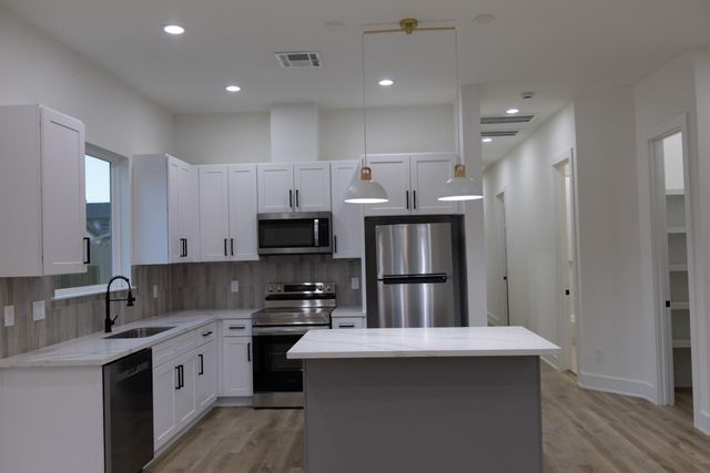 3907 Maggie Street, Houston, TX 77051