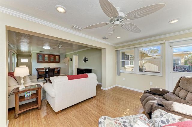 390 301 BOULEVARD W 20A, Bradenton, FL 34205