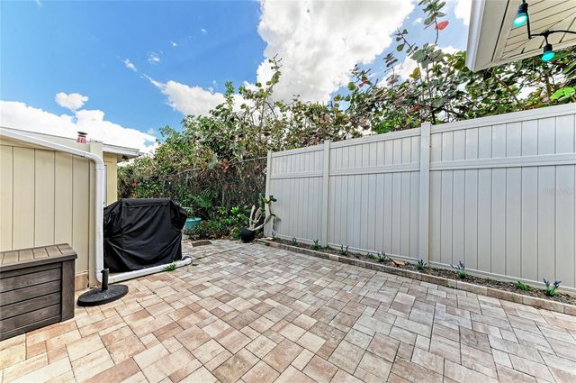 390 301 BOULEVARD W 20A, Bradenton, FL 34205