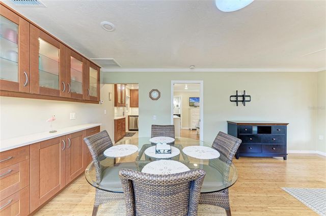 390 301 BOULEVARD W 20A, Bradenton, FL 34205