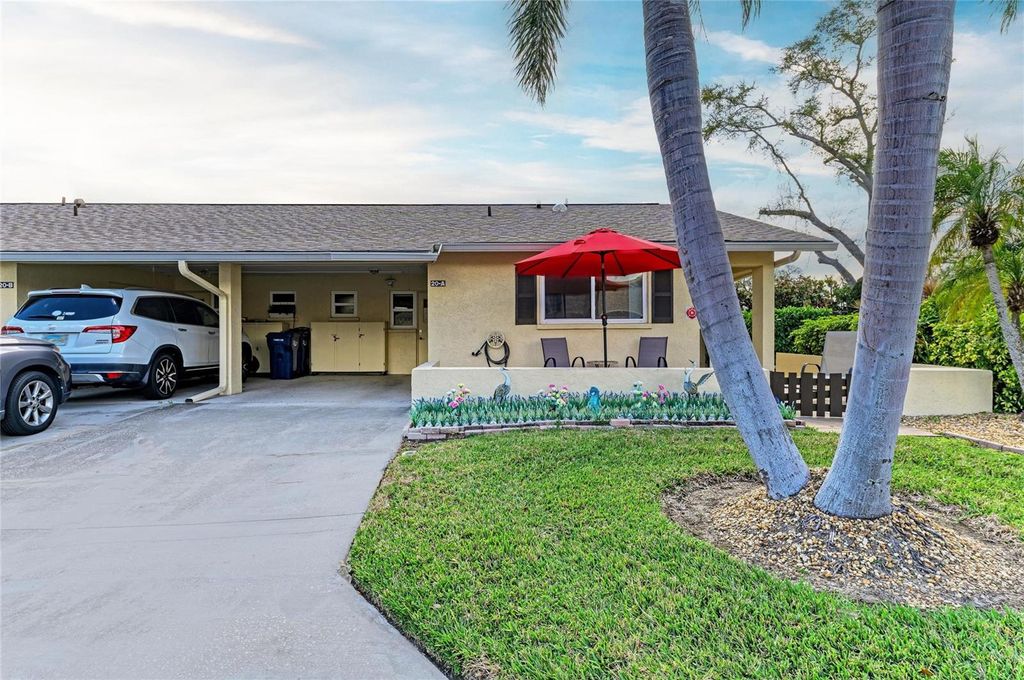 Image 4 of property listing at 390 301 BOULEVARD W 20A, Bradenton, FL 34205