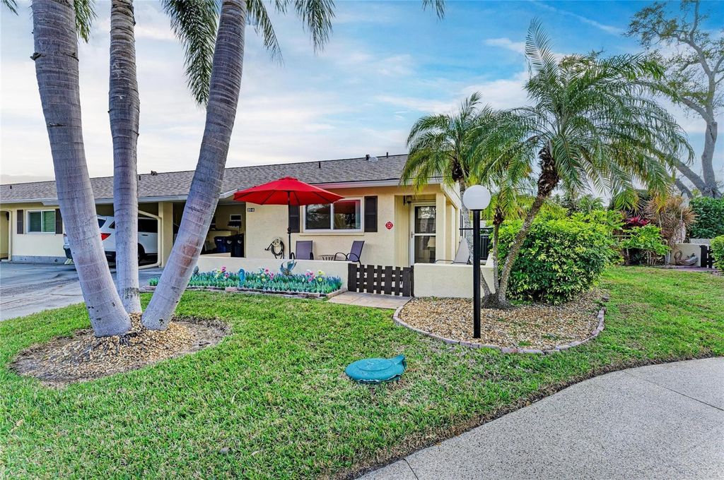 Image 38 of property listing at 390 301 BOULEVARD W 20A, Bradenton, FL 34205