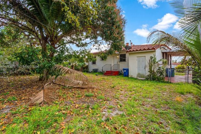 9201 NW 33rd Ave Rd, Miami, FL 33147